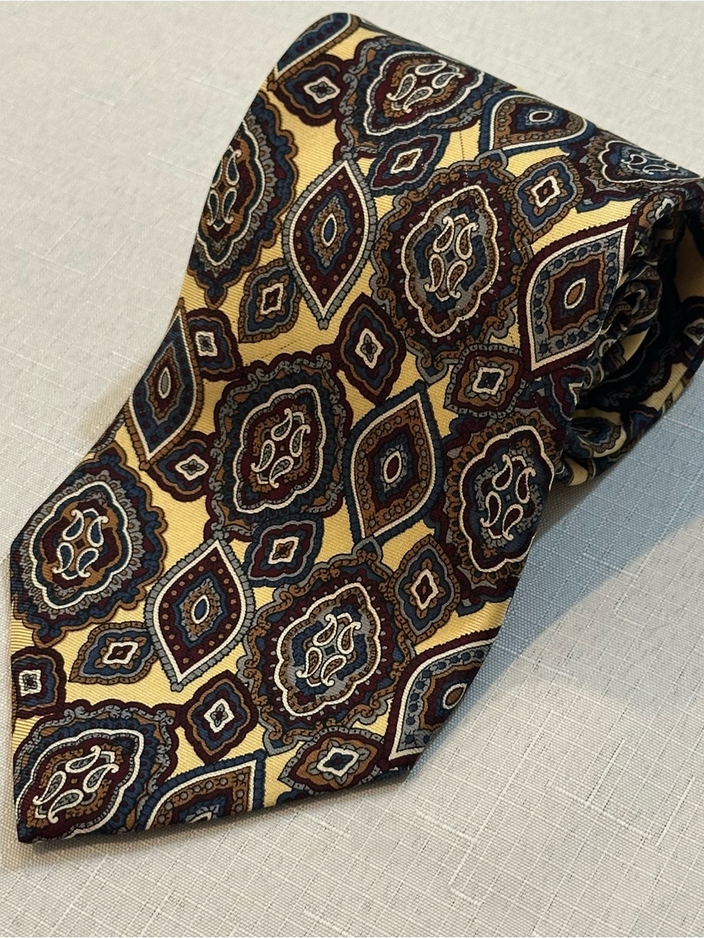 Christian Dior Monsieur Medallion Tie Gold Burgundy Blue